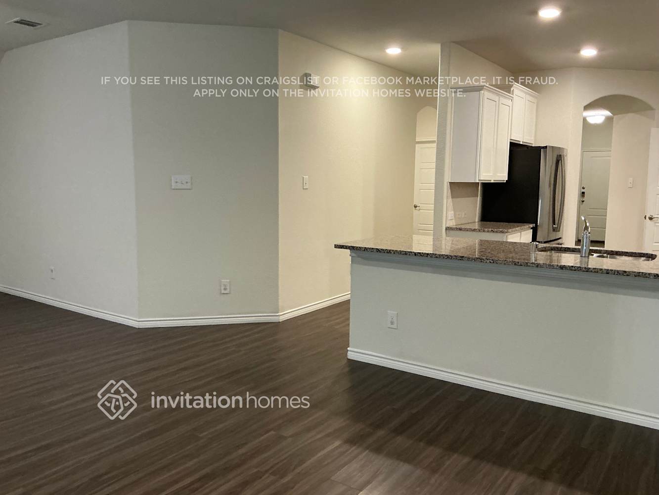 Building Photo - 753 Jamestown Ln