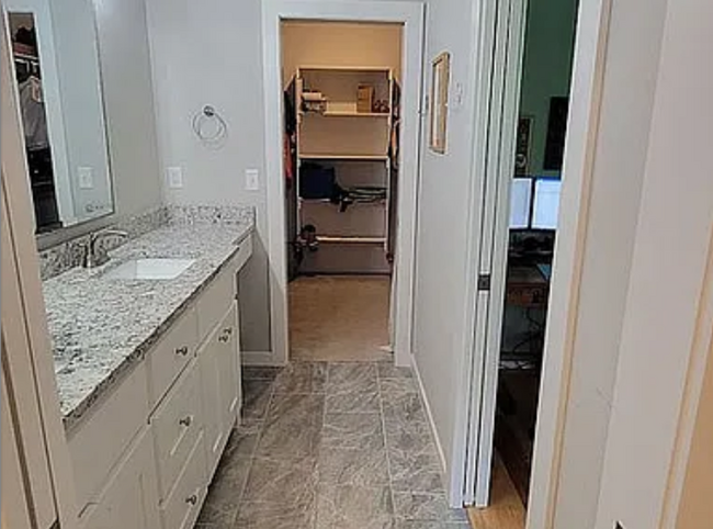 Building Photo - 3 Bedroom 2 Bath Home in Bella Vista COMIN...