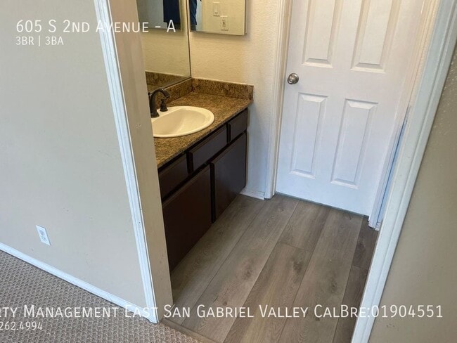 Building Photo - 605 S 2nd Ave