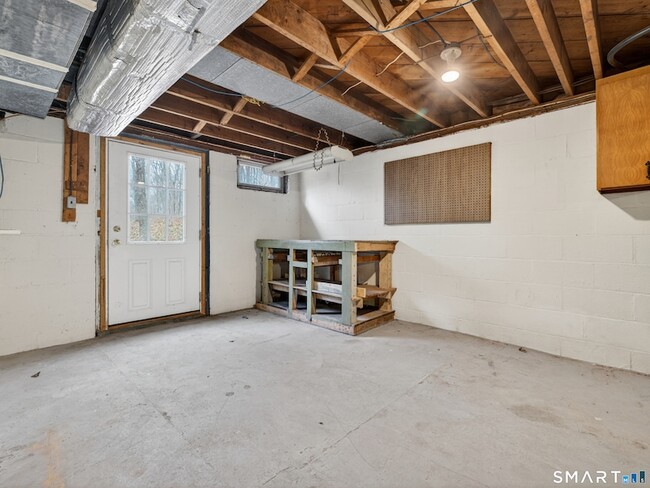 Building Photo - 87 McVeagh Rd