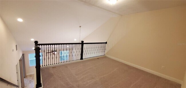 Building Photo - 5164 Course Dr