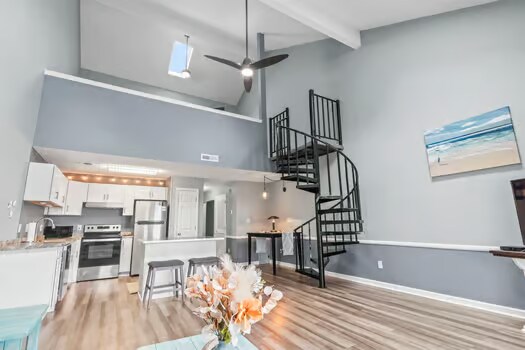 Building Photo - 1890 Auburn Ln