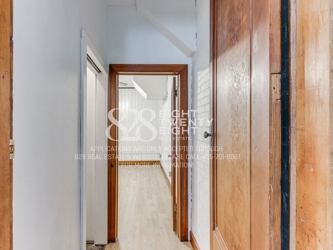 Building Photo - **COMING SOON FOR JUNE 2026 MOVE IN!** 3 BED/2 BATH DUPLEX - CLOSE TO CAMPUS!