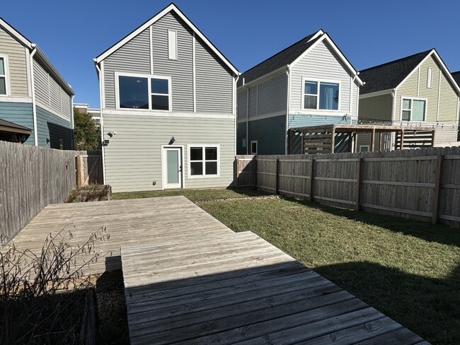 Building Photo - 56 Central Greens Blvd