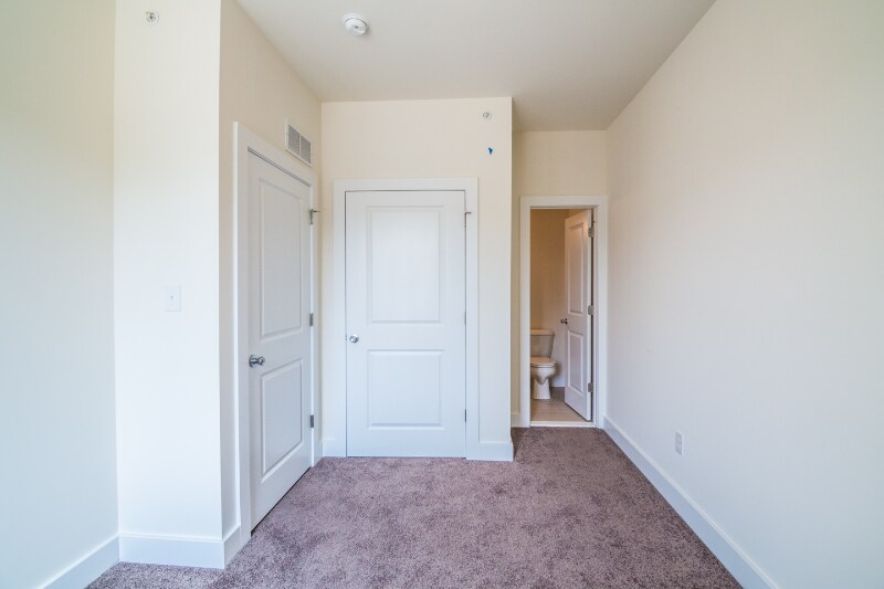 Building Photo - 411 N 34th St