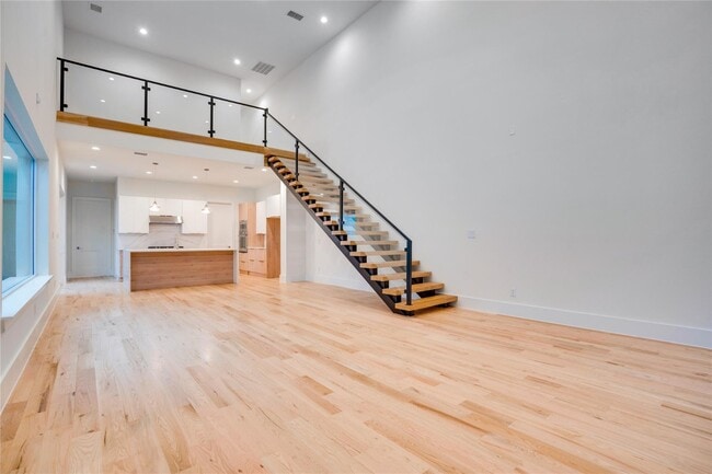 Building Photo - 3321 Walchard Ct