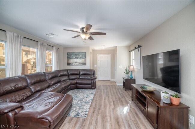 Building Photo - 504 Beckton Park Ave