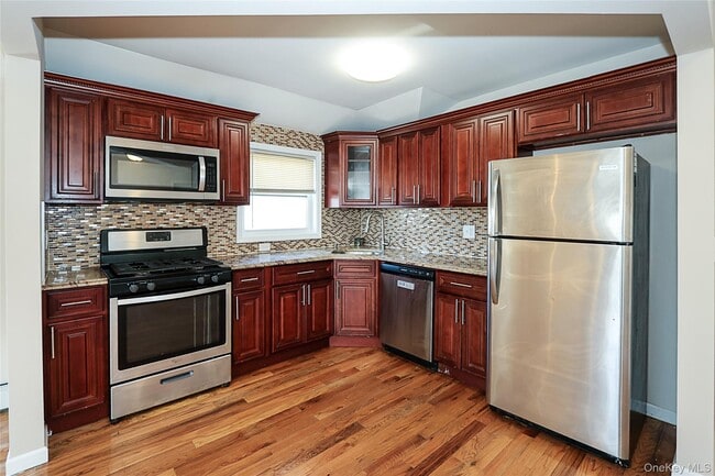 Building Photo - 241-01 Caney Rd