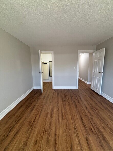 Building Photo - 3 Silvestri Cir