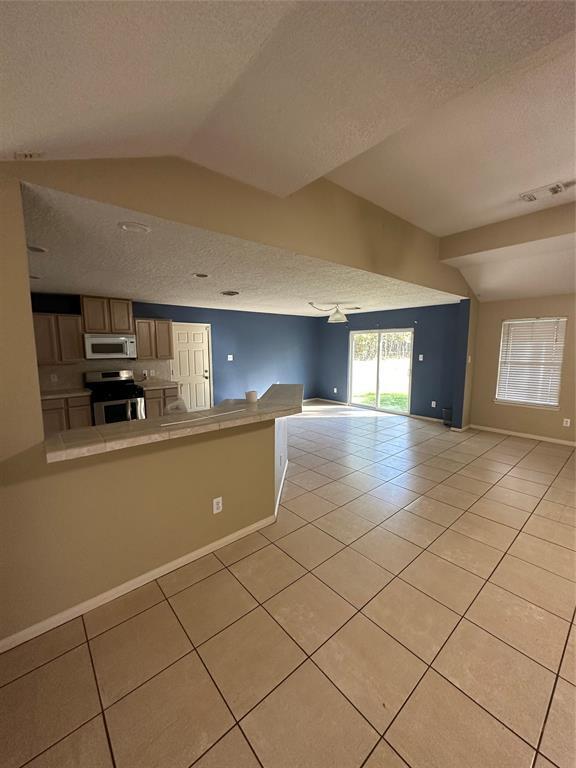 Building Photo - 636 County Rd 3731