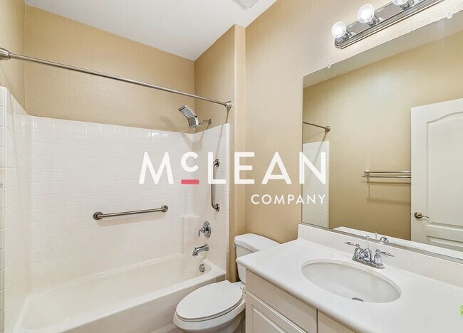Building Photo - 55+ living in the desirable Four Seasons community!