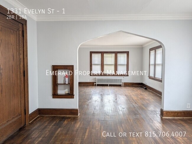 Building Photo - 1331 Evelyn St