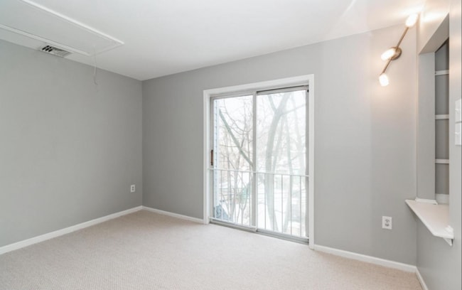 Building Photo - 4780 Manayunk Ave