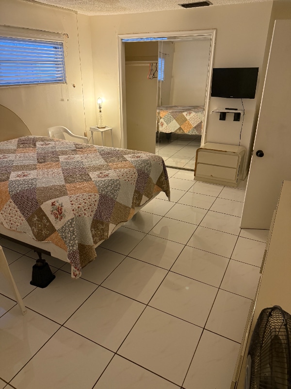 Building Photo - 9111 NW 25th Ct