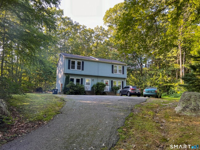 Building Photo - 22 Dartmouth Dr