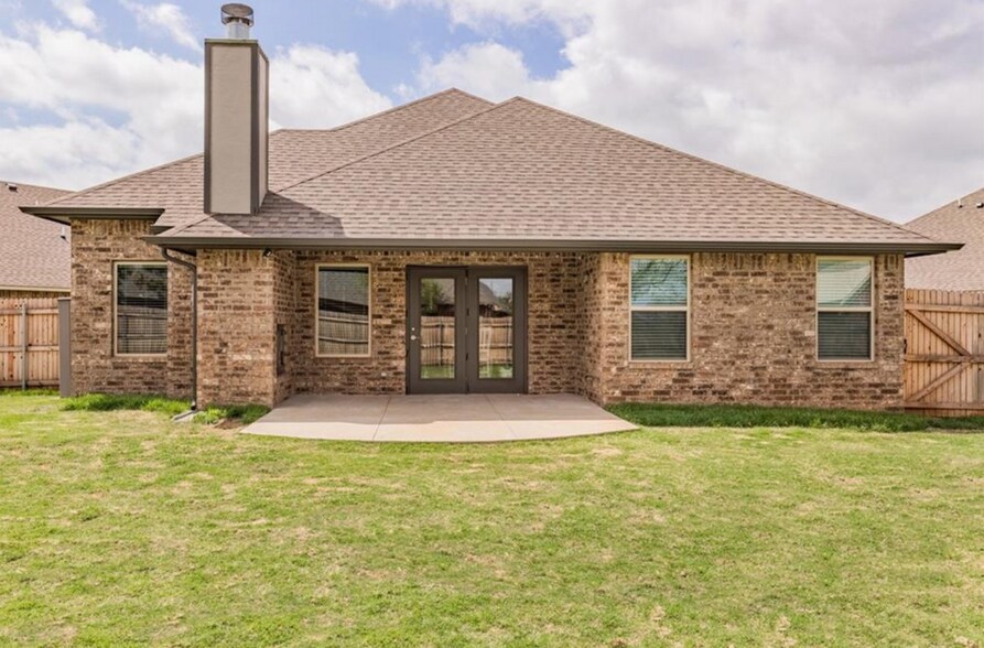 Building Photo - 3700 Palisade Ln