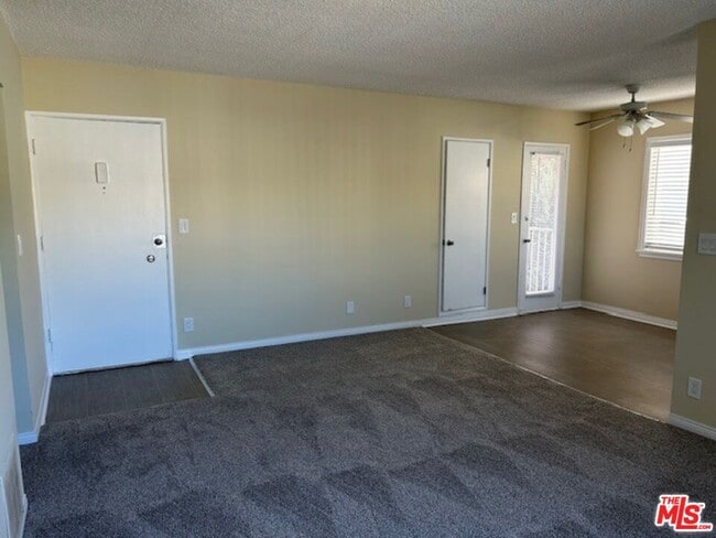 Building Photo - 1428 S Bedford St