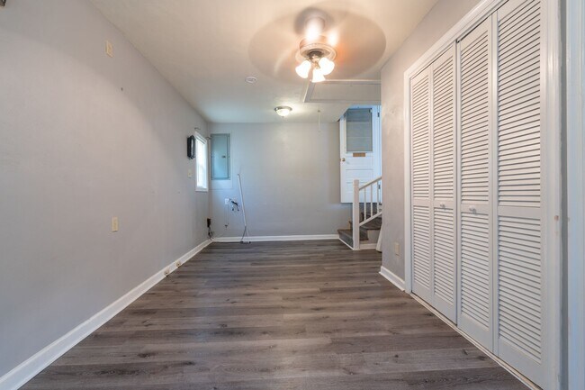 Building Photo - MOVE IN READY 4 Bedroom in Western Branch!