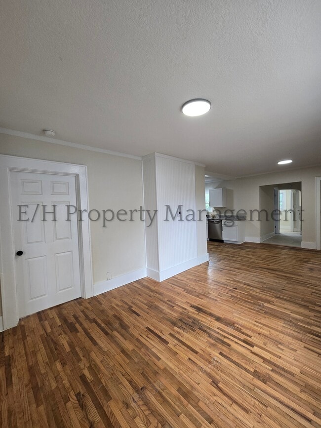 Building Photo - 244 N Athenian Ave