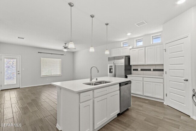 Building Photo - 7352 Frostline Pl