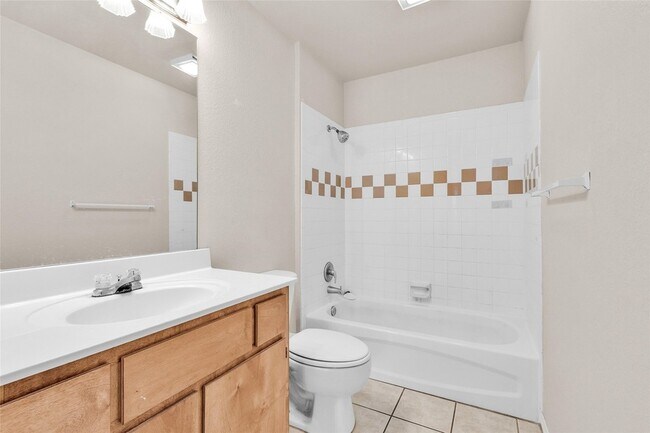 Building Photo - 115 Bolero Way