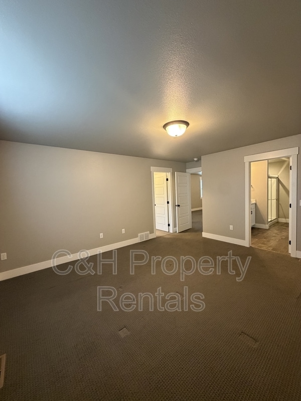 Building Photo - 1826 Walter Creek Blvd