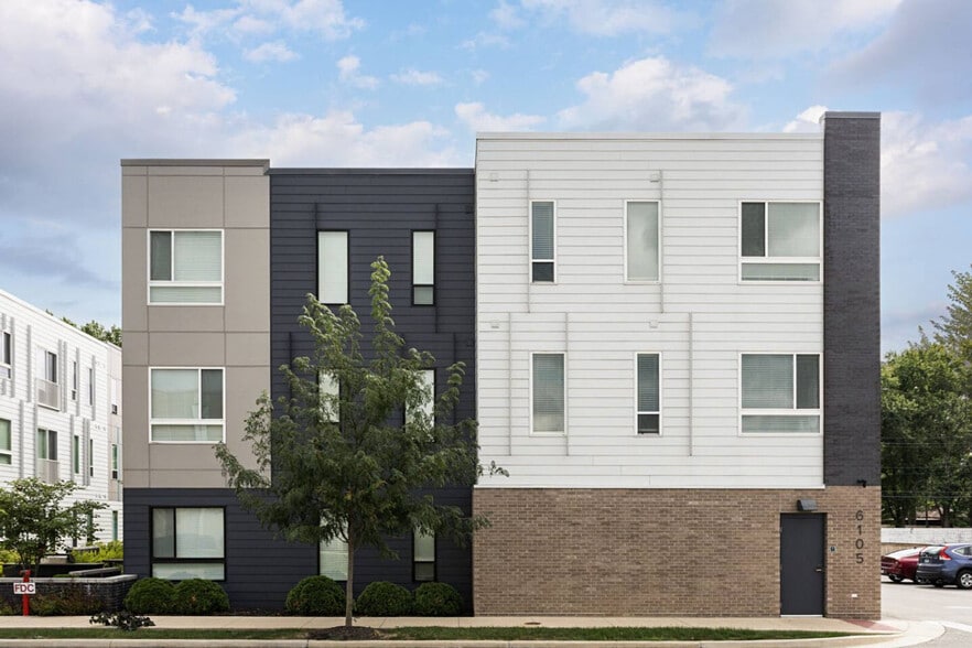 Building Photo - 6105 N Rural St