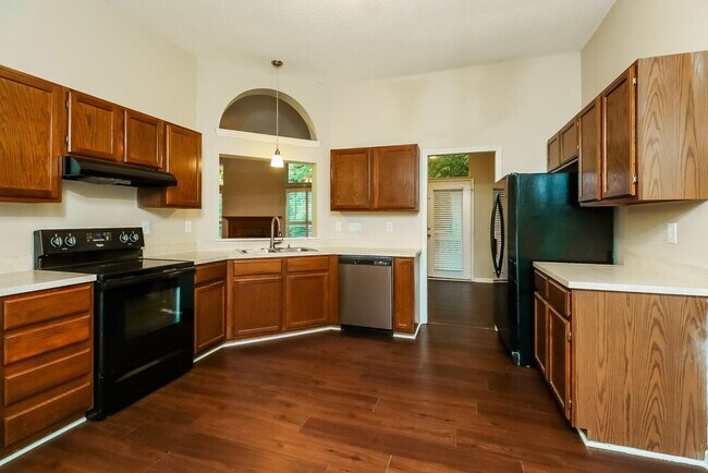 Building Photo - 1506 Newfound Hollow Dr