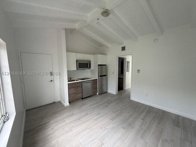Building Photo - 1450 Meridian Ave