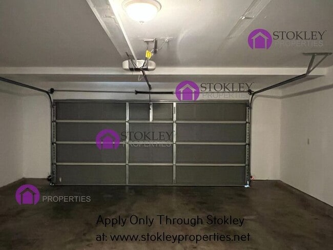 Building Photo - 1 Addison Ct