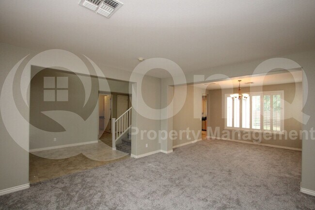 Building Photo - 19134 E Lark Dr