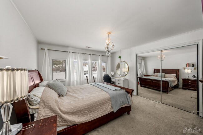Building Photo - 208 Brookdale Ln