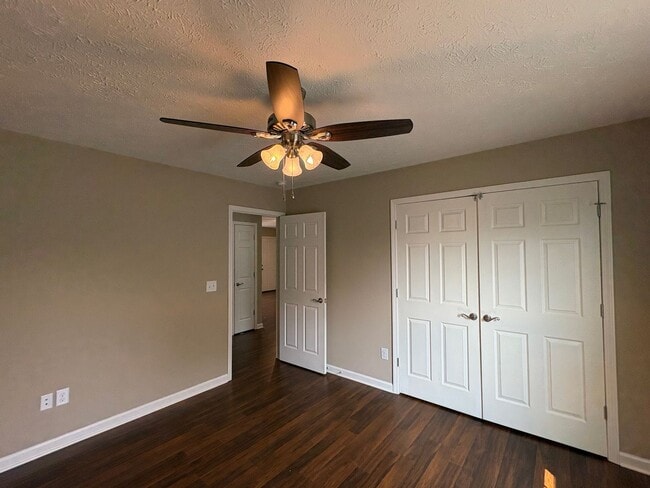 Building Photo - 379 Hendrixson Dr
