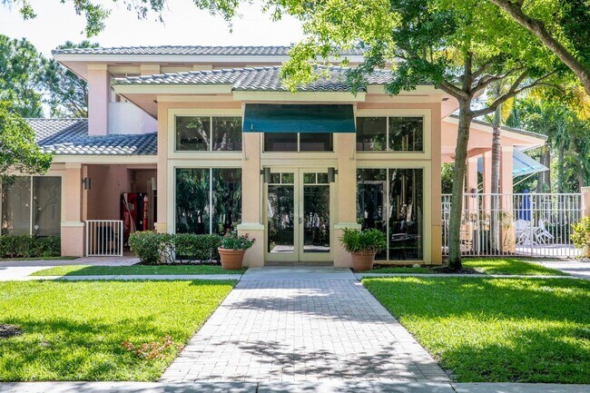 Building Photo - 1209 Main St