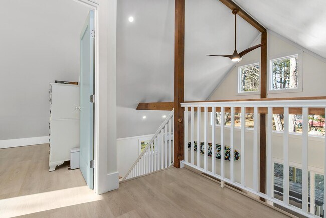 Building Photo - 50 Briar Rd