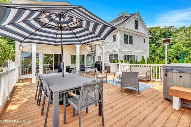 Building Photo - 637 Beacon Blvd