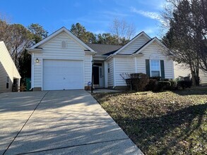 Building Photo - 3 Bed Ranch in North Charlotte