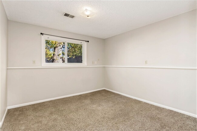 Building Photo - 4519 Marble Ave