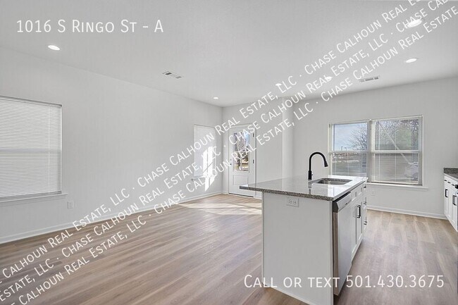 Building Photo - 1016 S Ringo St