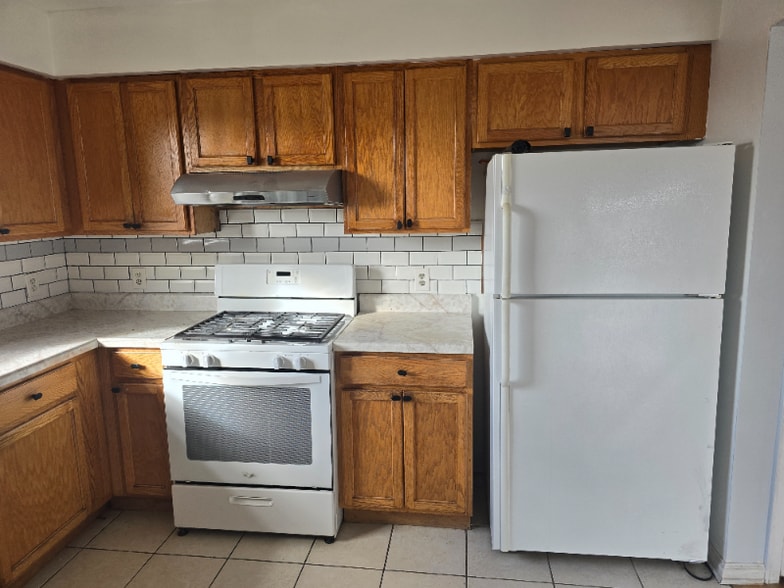 Building Photo - 179 Orchard St