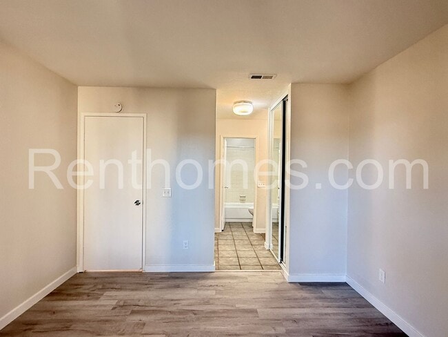 Building Photo - Mira Mesa, 8488 New Salem St #69, 2 Master...