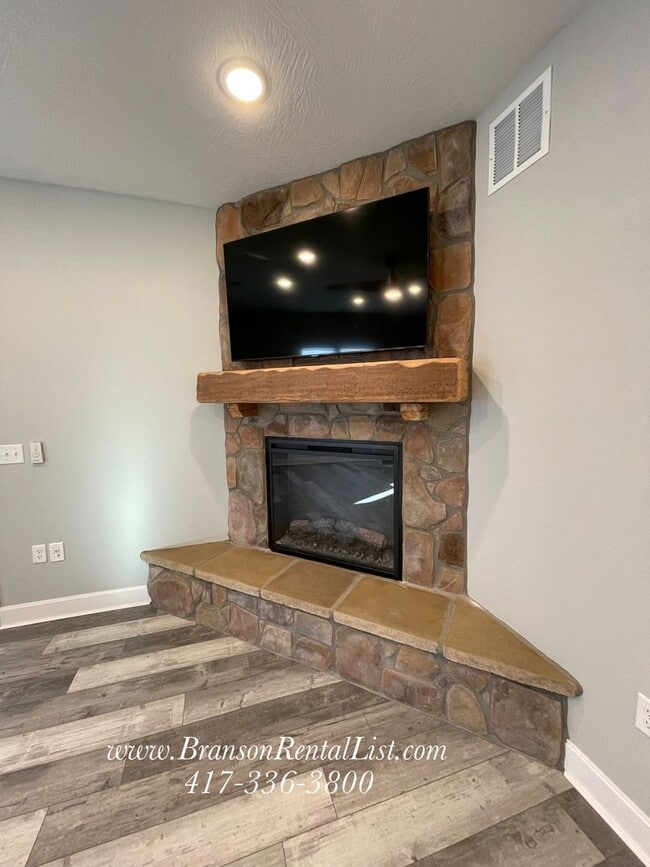 Building Photo - High tech, Smart Home, New Construction!!!