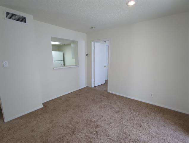 Building Photo - 7431 Holly Hill Dr