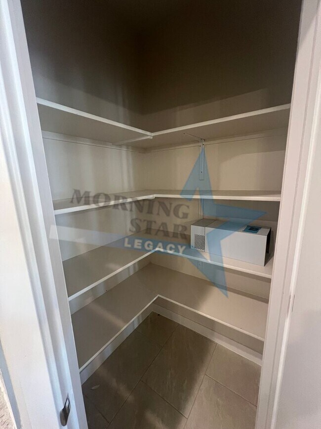 Building Photo - Stunning 2025-built rental in highly desirable Sonoma Ranch — 4 bed / 3 bath