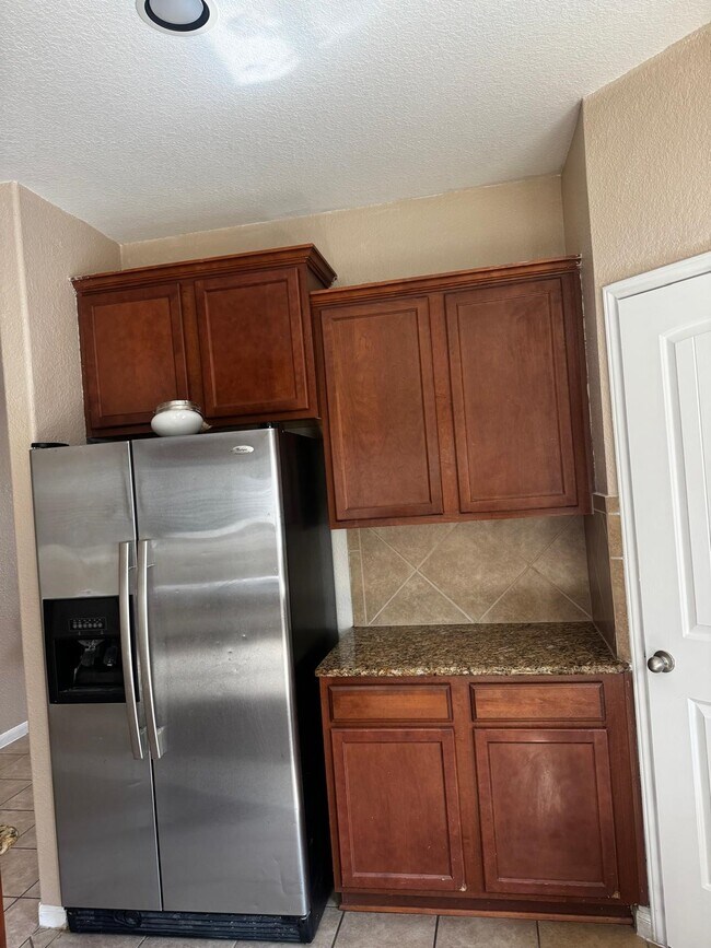 Building Photo - 26903 Glacier Creek Dr
