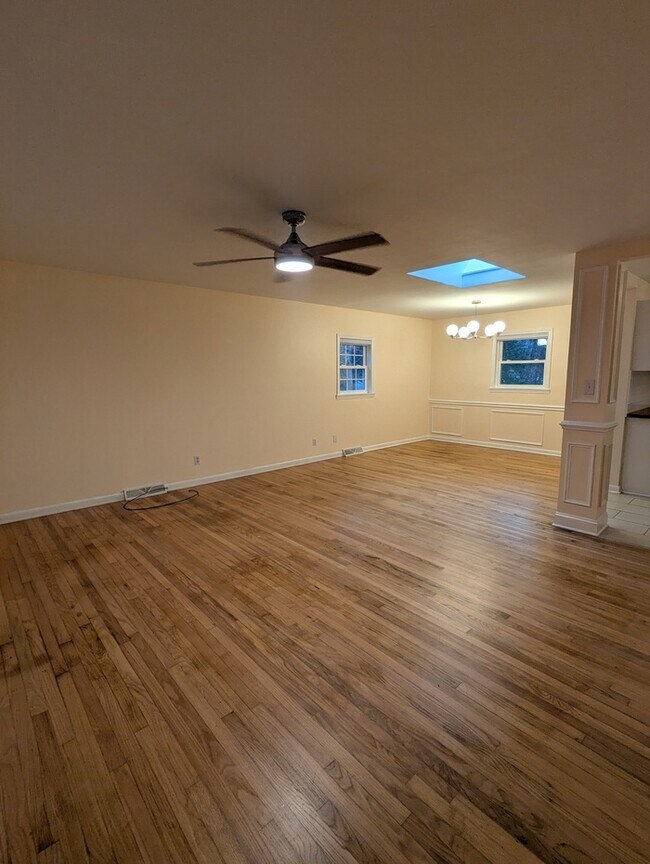 Building Photo - 2506 N Duke St