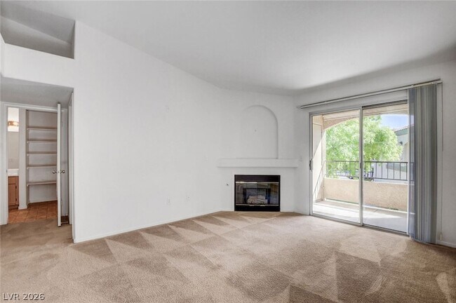 Building Photo - 7885 W Flamingo Rd