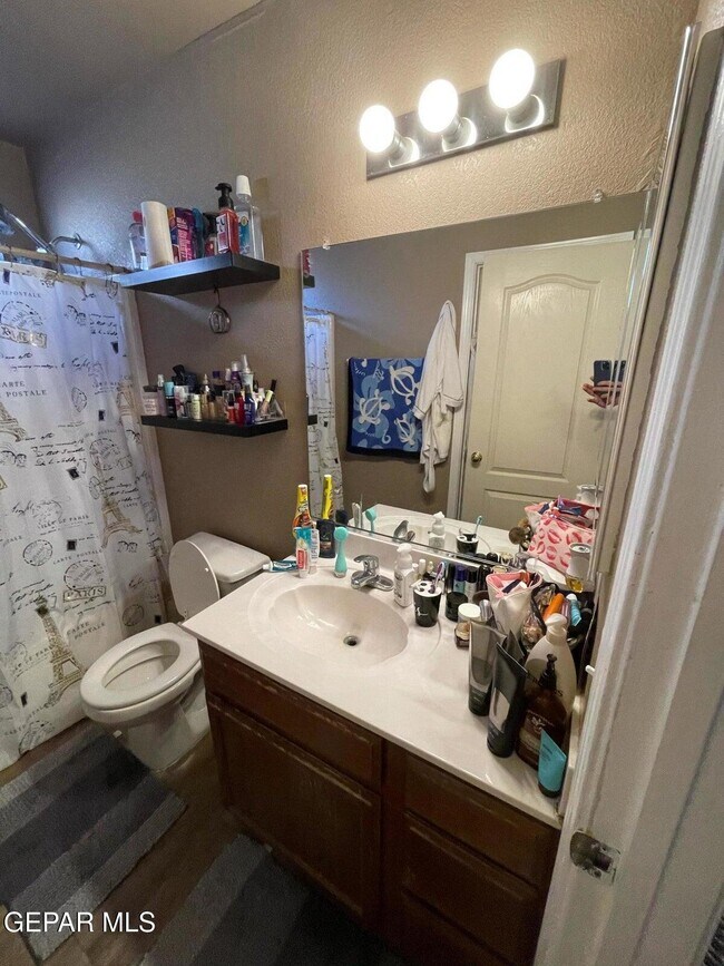 Building Photo - 11749 Mesquite Miel Dr