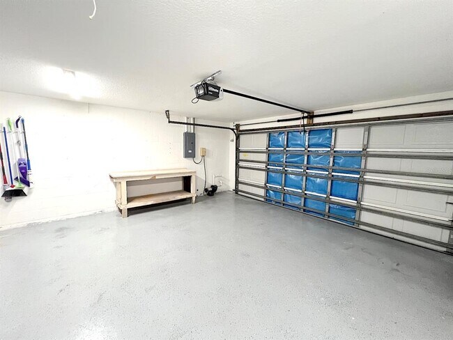 Building Photo - 142 Rolling Sands Dr