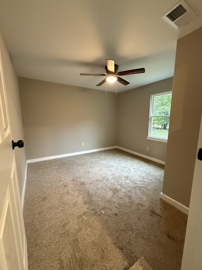 Building Photo - 226 Highland St